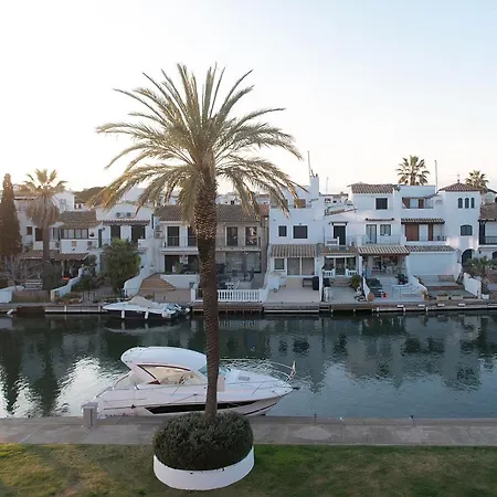 Welcs Estudio 229 Emp Con Vista Al Canal Apartment Empuriabrava